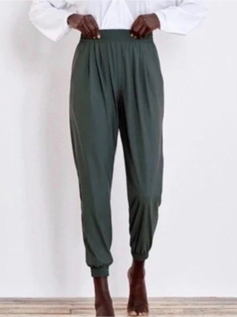 Aday Pack It Up Pants in moss size large.